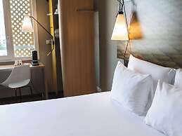 ibis Geneve Centre Lac