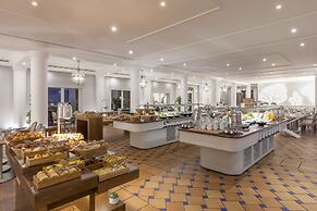 Praia D'El Rey Marriott Golf & Beach Resort