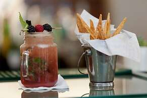 Praia D'El Rey Marriott Golf & Beach Resort