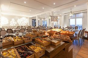 Praia D'El Rey Marriott Golf & Beach Resort