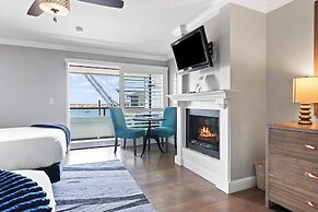 456 Embarcadero Inn & Suites