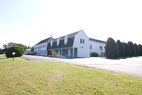 Sandwich Lodge & Resort