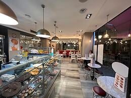 Hotel Avenida Gran Via