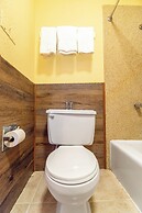River Valley Motor Inn