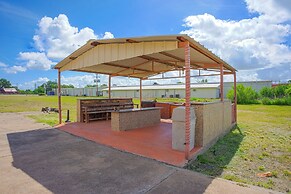 River Valley Motor Inn