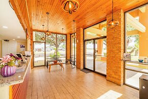 River Valley Motor Inn