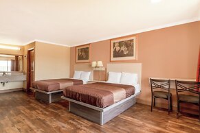 River Valley Motor Inn