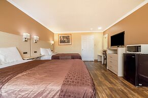 River Valley Motor Inn