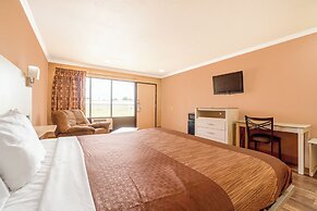 River Valley Motor Inn