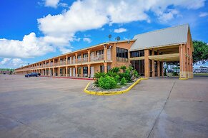 River Valley Motor Inn