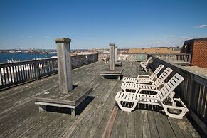 Club Wyndham Inn on the Harbor