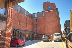 Club Wyndham Inn on the Harbor
