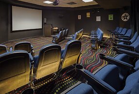 Club Wyndham Long Wharf