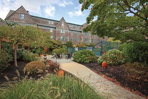 Club Wyndham Long Wharf