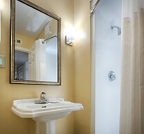 Club Wyndham Long Wharf