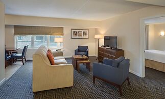 Club Wyndham Long Wharf