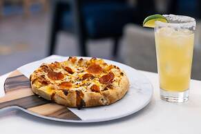 Hyatt House Colorado Springs Airport