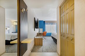 Holiday Inn Express Hotel & Suites Buffalo-Airport by IHG