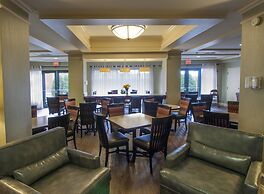 Holiday Inn Express Hotel & Suites Buffalo-Airport by IHG