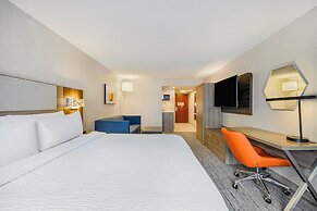 Holiday Inn Express Hotel & Suites Buffalo-Airport by IHG