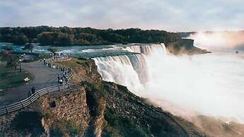 Holiday Inn Express Hotel & Suites Buffalo-Airport by IHG