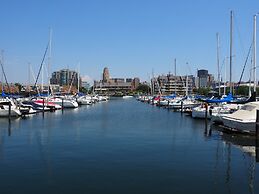 Holiday Inn Express Hotel & Suites Buffalo-Airport by IHG