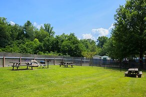 Microtel Inn & Suites by Wyndham Cherokee