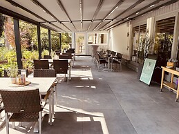 Maifeld Sport- und Tagungshotel