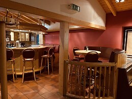 Maifeld Sport- und Tagungshotel