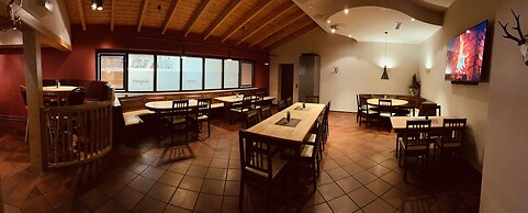 Maifeld Sport- und Tagungshotel