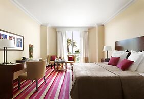 Hotel Juana