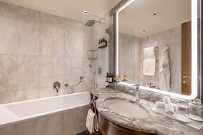 NH Collection Prague Carlo IV