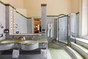 NH Collection Prague Carlo IV