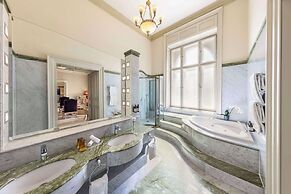 NH Collection Prague Carlo IV