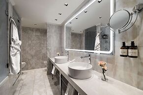 NH Collection Prague Carlo IV