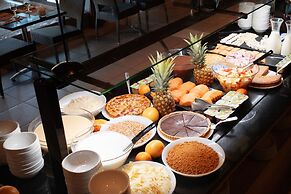 SOWELL Family Les Amandiers