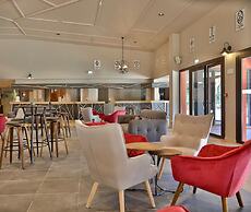 SOWELL Family Les Amandiers