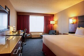 Radisson Hotel & Suites Fort McMurray