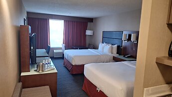 Radisson Hotel & Suites Fort McMurray