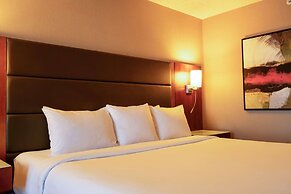 Radisson Hotel & Suites Fort McMurray