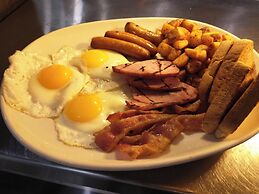 Radisson Hotel & Suites Fort McMurray