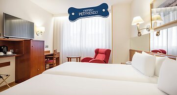 Hotel ILUNION Les Corts Spa