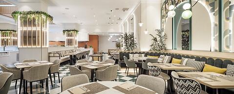 Hotel ILUNION Les Corts Spa