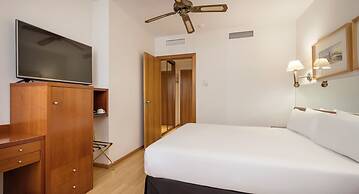 Hotel ILUNION Les Corts Spa