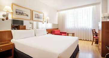 Hotel ILUNION Les Corts Spa