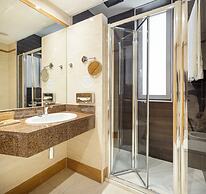 Hotel ILUNION Les Corts Spa