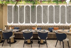 Hotel ILUNION Les Corts Spa