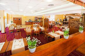 Qubus Hotel Głogów