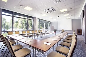 Qubus Hotel Głogów