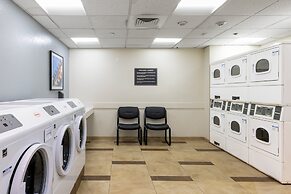 Candlewood Suites Anaheim - Resort Area by IHG